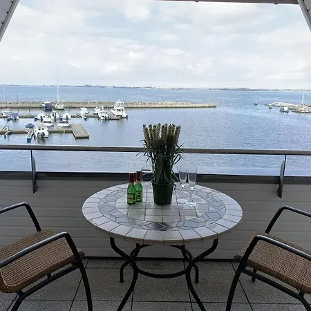 Apartamento Hafenblick Wiek auf Rügen